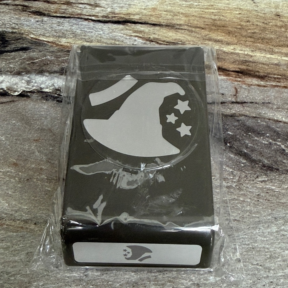 NEW STAMPIN UP WITCH HAT BUILDER PUNCH
